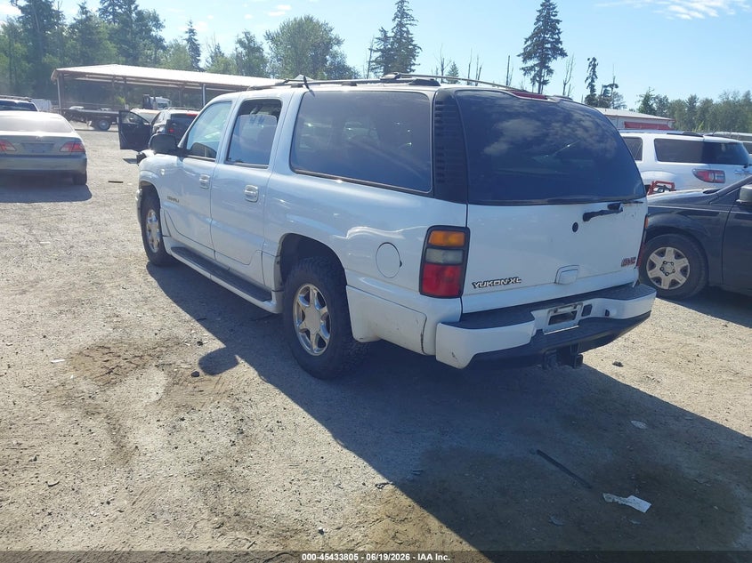2004 GMC YUKON XL 1500 auction photo 3