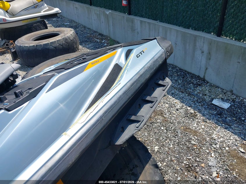 2023 SEADOO GTI 130 auction photo 6