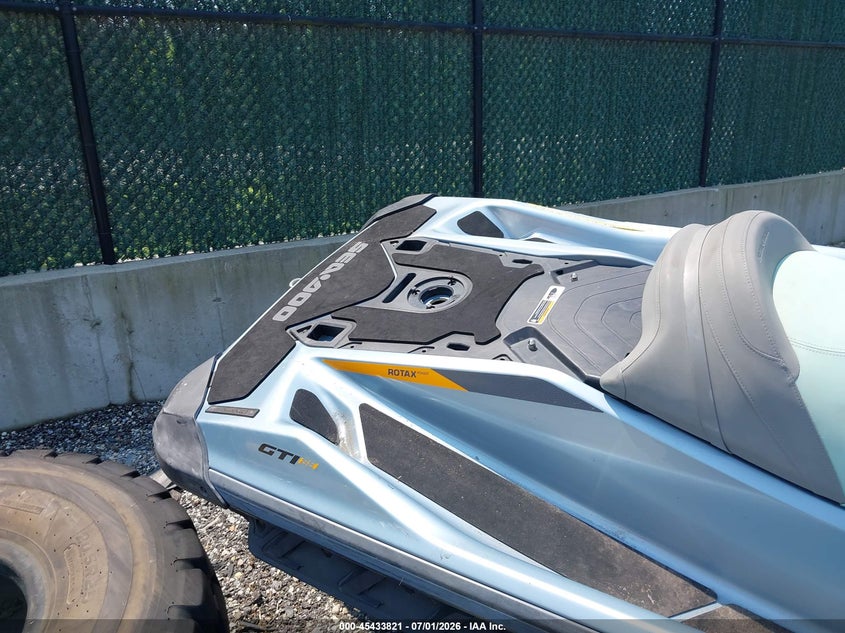 2023 SEADOO GTI 130 auction photo 8