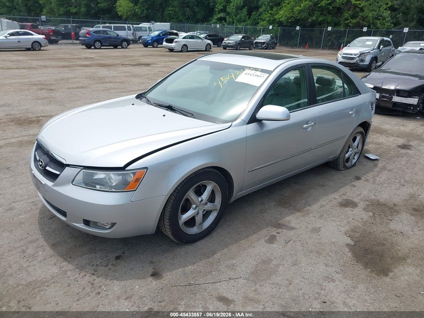 2008 HYUNDAI SONATA auction photo 2
