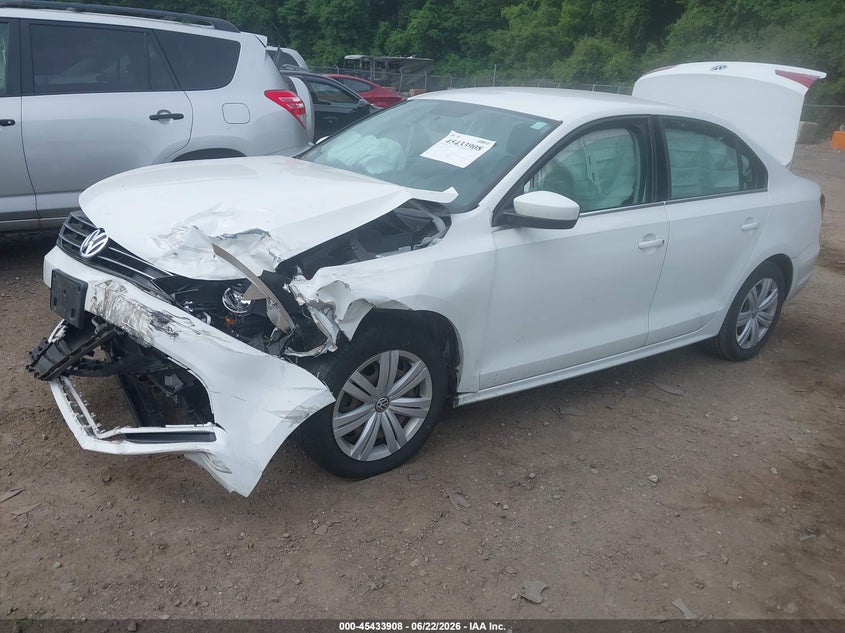 2017 Volkswagen Jetta, Front End, IAAI, VIN 3VW2B7AJ6HM339435 — photo 2