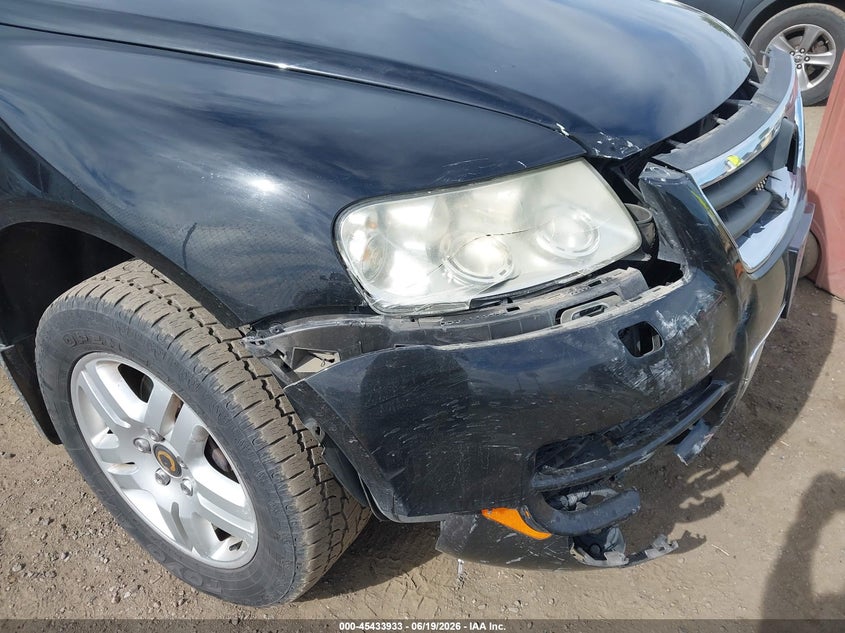 2005 Volkswagen Touareg V8 VIN: WVGZM77LX5D026332 Lot: 45433933