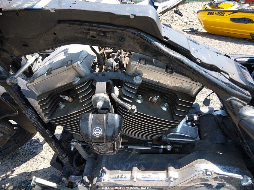 2014 Harley-Davidson Flhx Street Glide VIN: 1HD1KBM17EB672113 Lot: 45433984