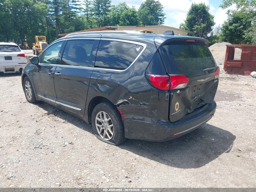 Vin: 2c4rc1bg7lr106941, lot: 45932098, chrysler pacifica touring l 20203