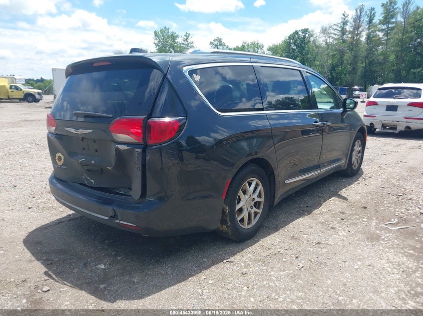 Vin: 2c4rc1bg7lr106941, lot: 45932098, chrysler pacifica touring l 20204