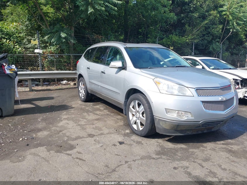 2010 Chevrolet Traverse Ltz, Wear, IAAI, VIN 1GNLRHED6AJ223837