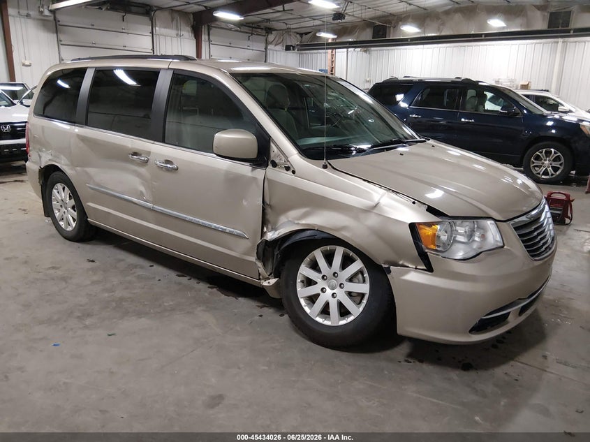 2016 Chrysler Town & Country Touring