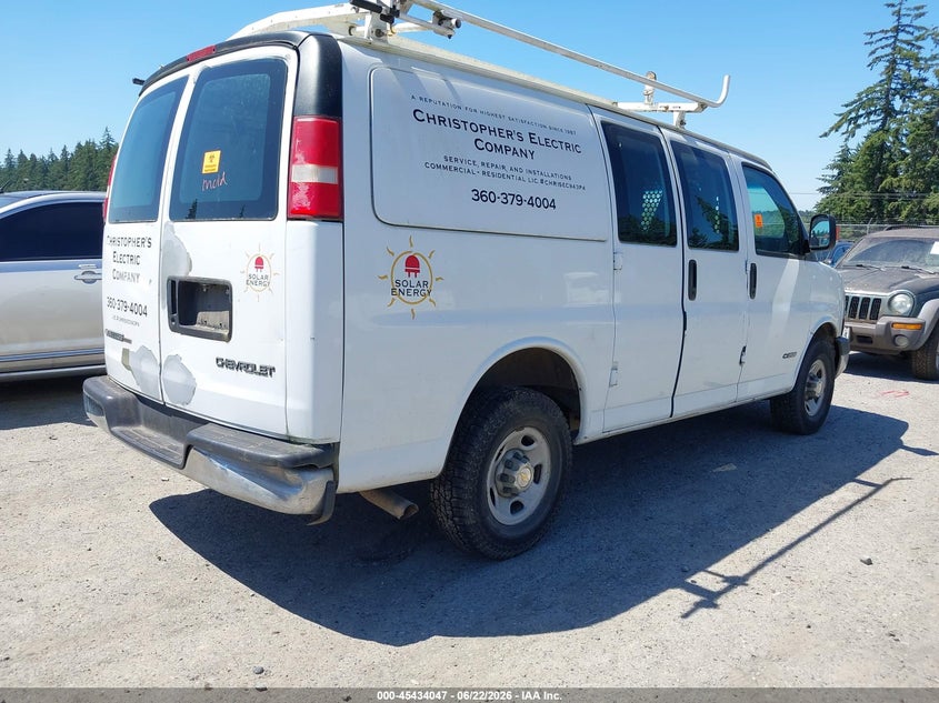 2003 CHEVROLET EXPRESS auction photo 4