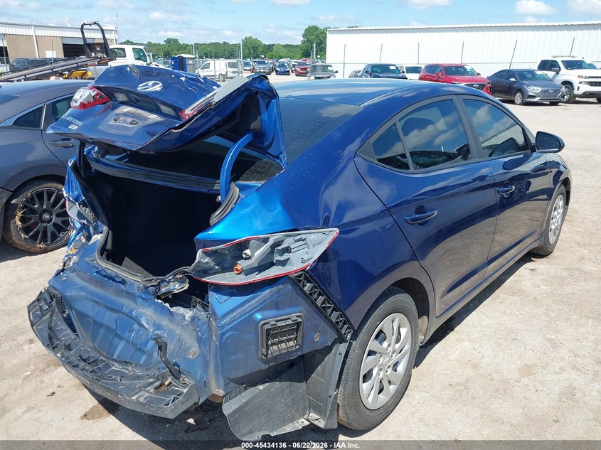 2018 HYUNDAI ELANTRA auction photo 4