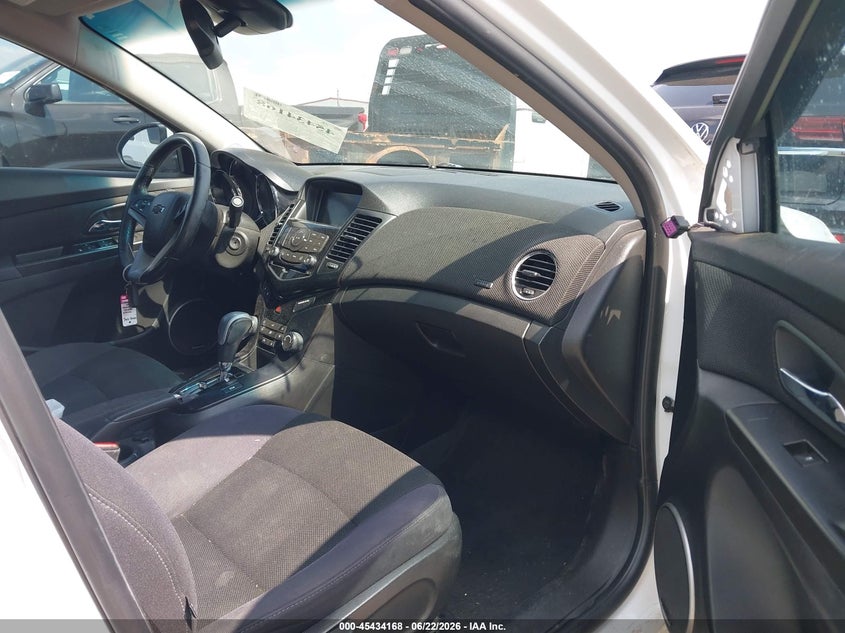 2014 CHEVROLET CRUZE auction photo 5