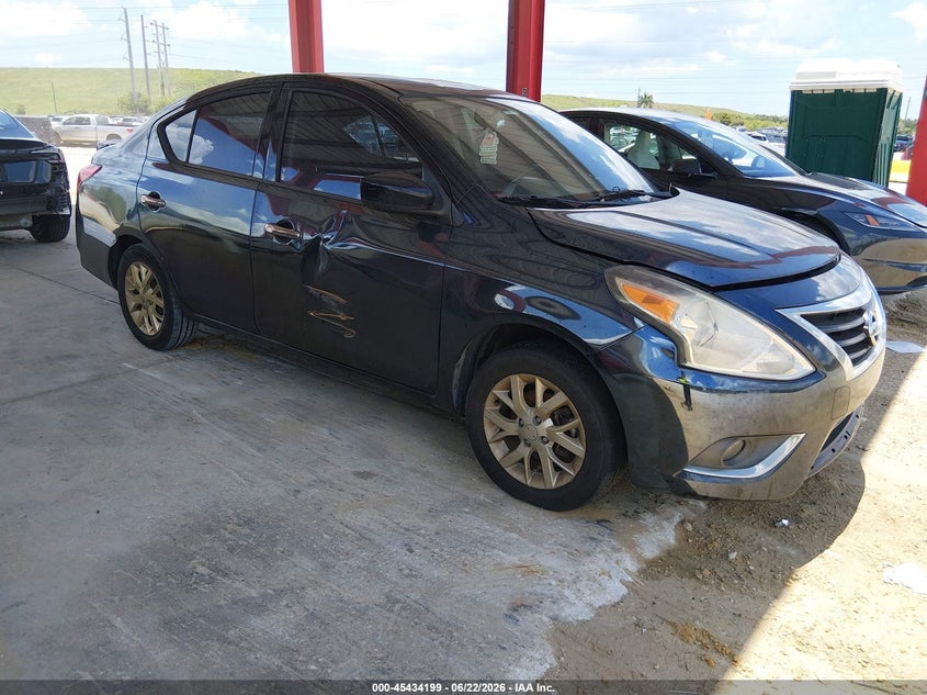 2018 Nissan Versa