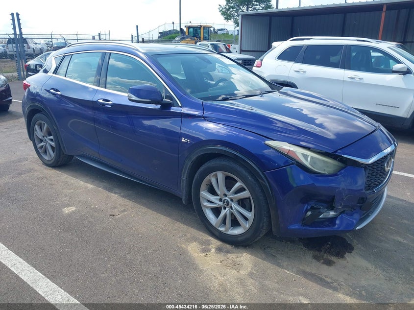 2018 INFINITI QX30 auction photo 1