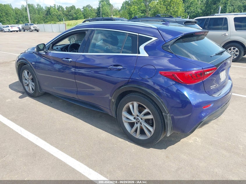 2018 INFINITI QX30 auction photo 3