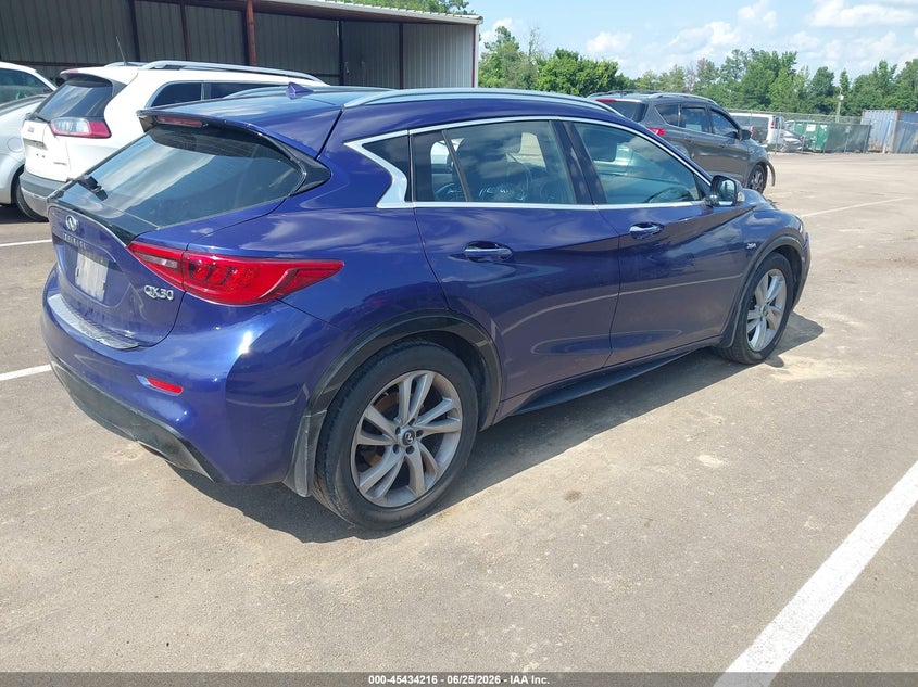 2018 INFINITI QX30 auction photo 4