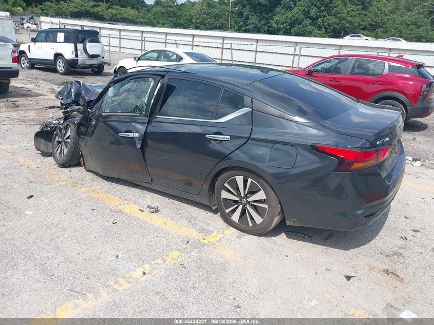 2022 NISSAN ALTIMA auction photo 3