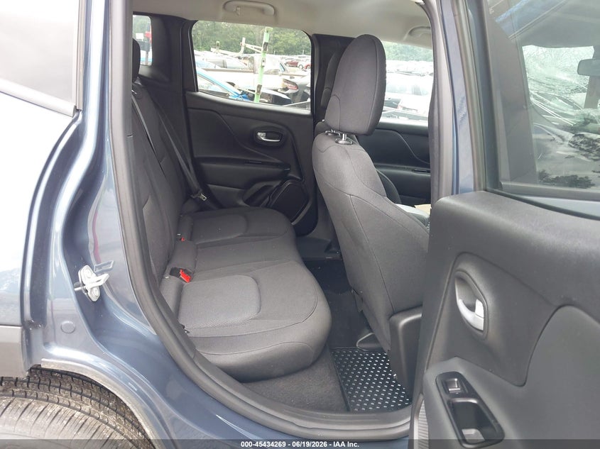 2023 JEEP RENEGADE auction photo 8