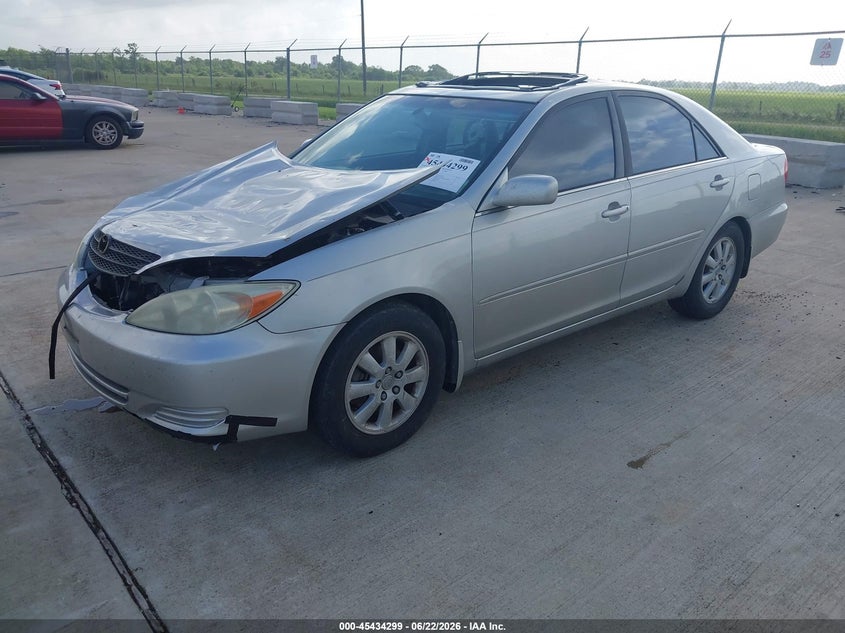 2002 Toyota Camry Xle 4T1BF32K22U026310 photo 1