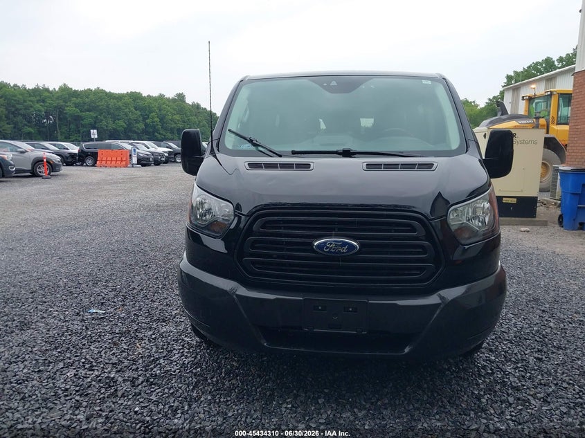 AtlanticExpress - Ford Transit-150