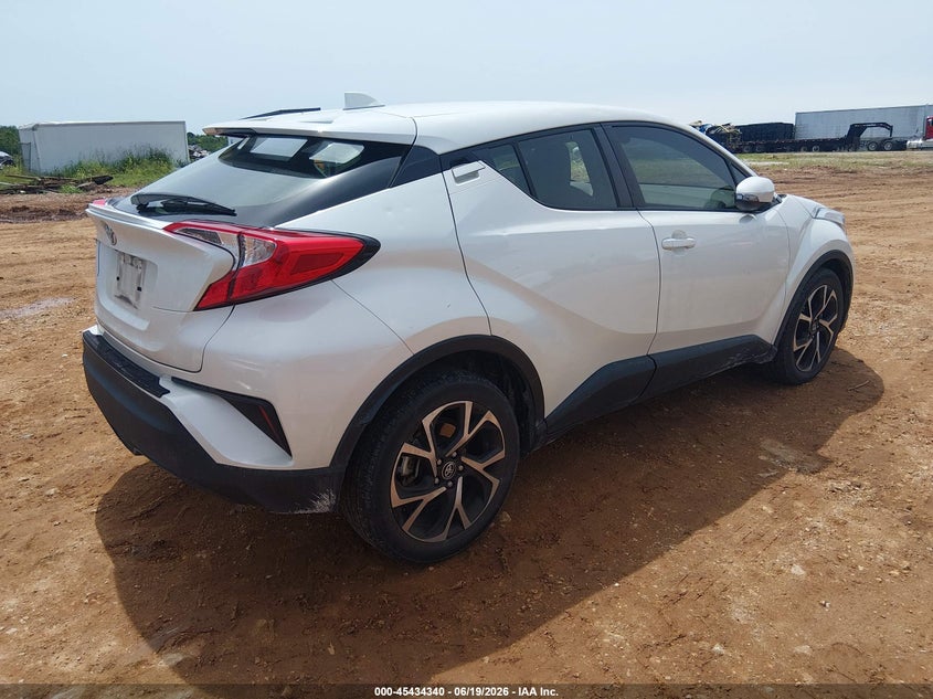 2019 TOYOTA C-HR auction photo 4