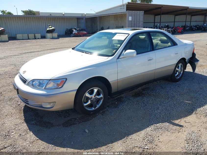 JT8BF28G9W0143685 1998 LEXUS ES 300 photo 1