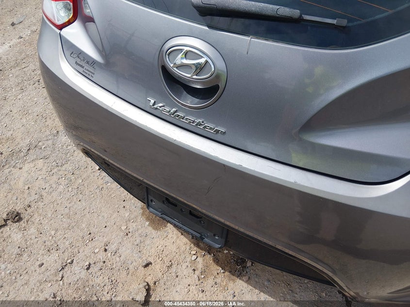 2012 Hyundai Veloster Base W/Black VIN: KMHTC6AD9CU043365 Lot: 45434350