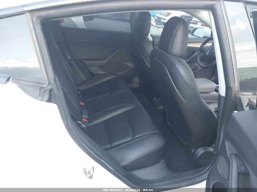 2021 TESLA MODEL 3 auction photo 8