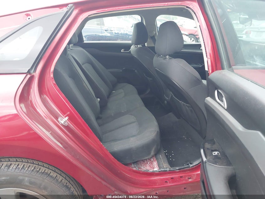2021 KIA K5 auction photo 8