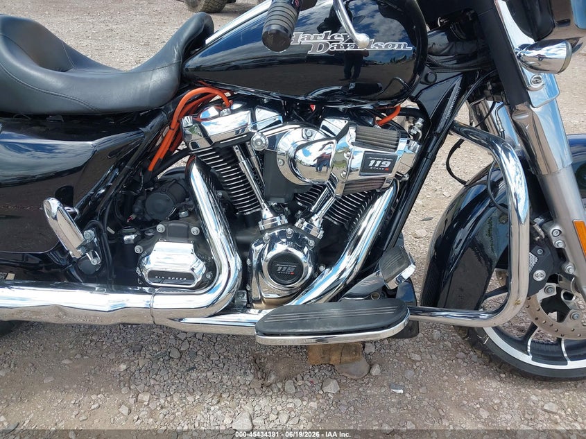 2020 Harley-Davidson Flhx VIN: 1HD1KBC16LB670593 Lot: 45434381