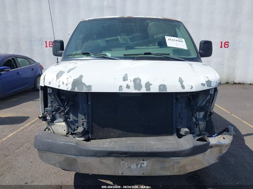 2005 GMC Savana Standard VIN: 1GTHG35UX51118778 Lot: 45434509