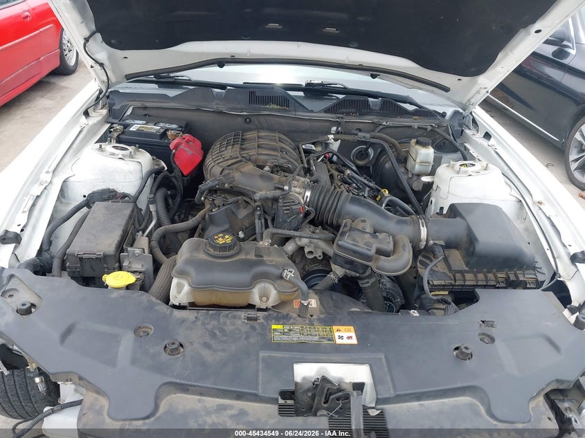 2011 FORD MUSTANG COUPE 3.7L V-6 DOHC, VVT, 305HP