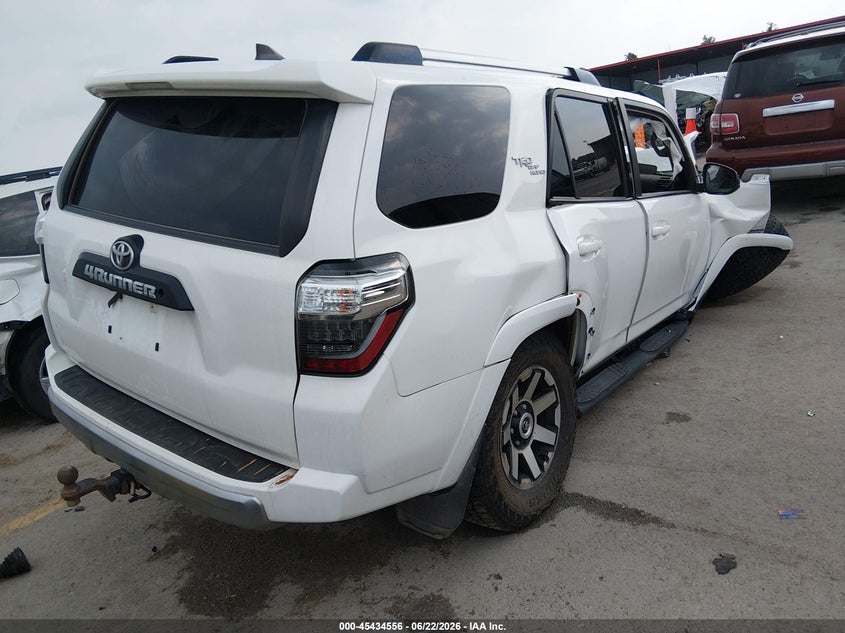 AtlanticExpress - Toyota 4Runner