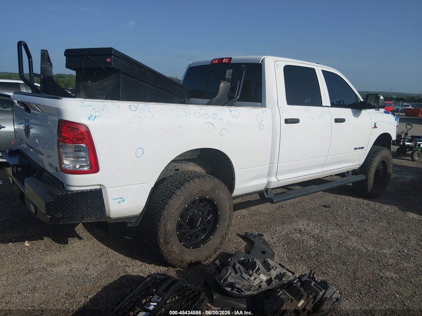 Vin: 3c6ur5cl3mg531471, lot: 45932686, ram 2500 tradesman  4x4 6'4 box 20214