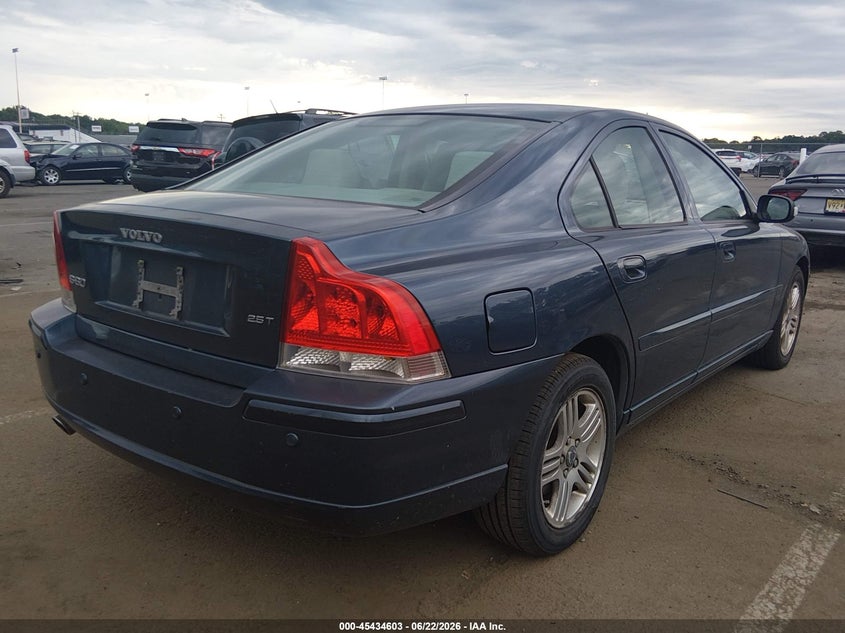 2007 VOLVO S60 auction photo 4