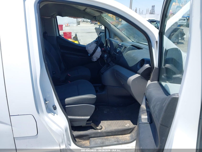2015 CHEVROLET CITY EXPRESS auction photo 5