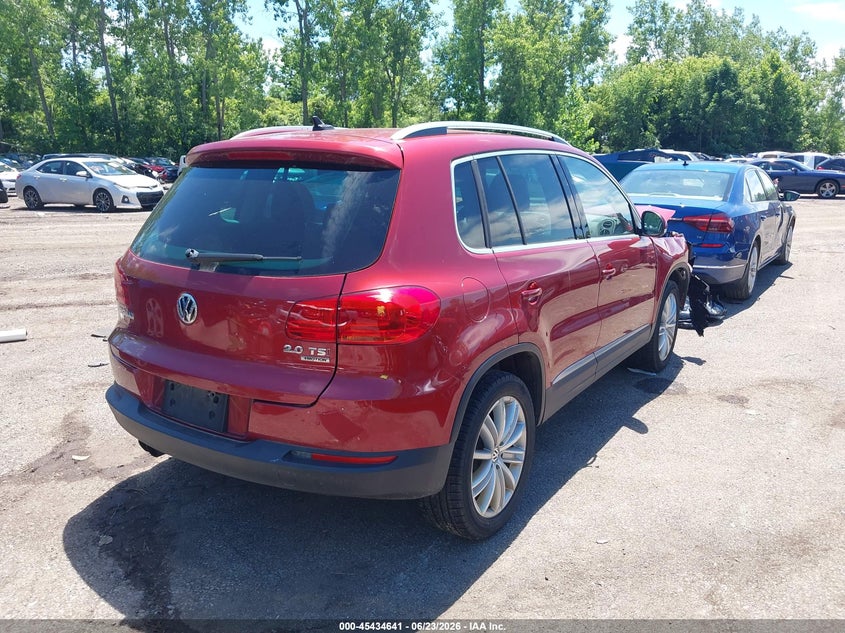 2014 VOLKSWAGEN TIGUAN auction photo 4