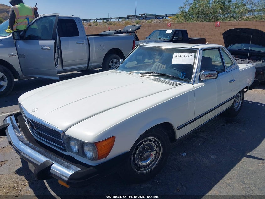 1983 Mercedes-Benz 380 Sl WDBBA45A9DB024109 photo 1