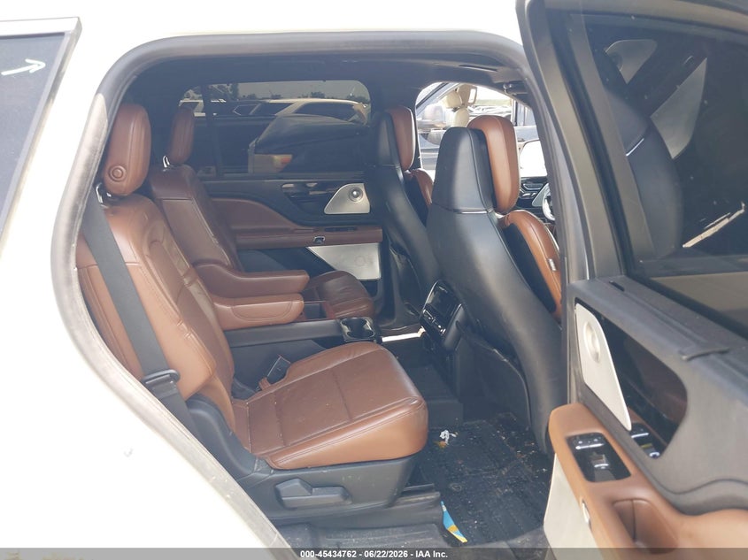 2020 Lincoln Aviator Reserve VIN: 5LM5J7XC8LGL35748 Lot: 45434762
