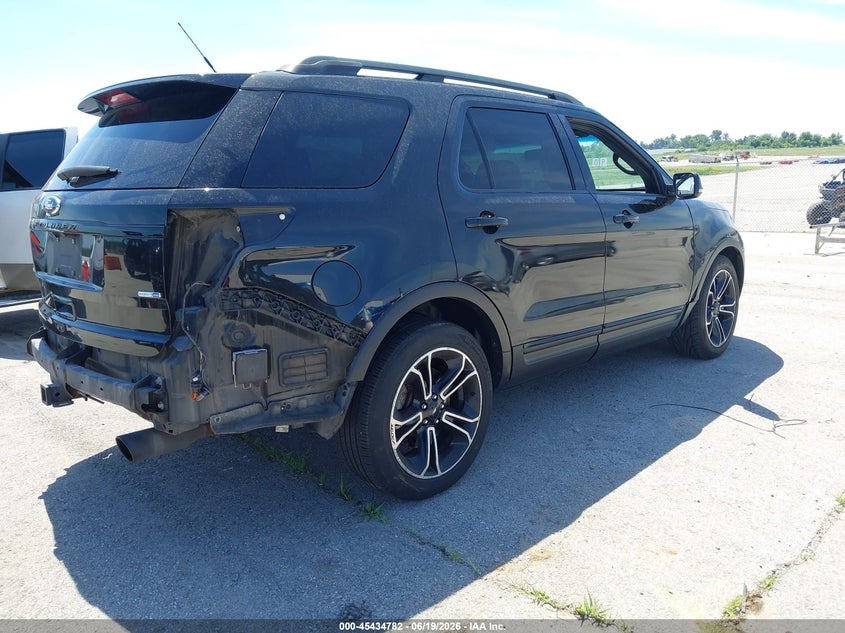 2015 FORD EXPLORER auction photo 4
