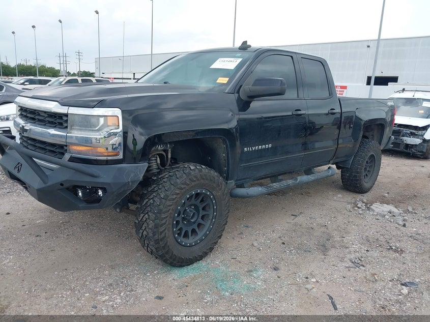 2016 CHEVROLET SILVERADO 1500 auction photo 2