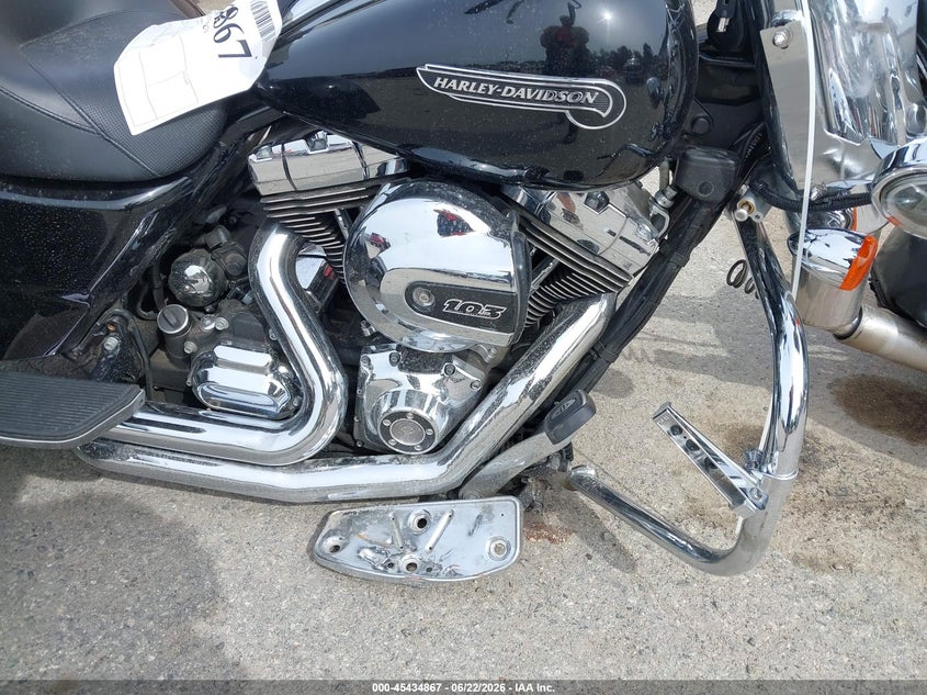 2015 Harley-Davidson Flrt Free Wheeler VIN: 1HD1MCM14FB859844 Lot: 45434867