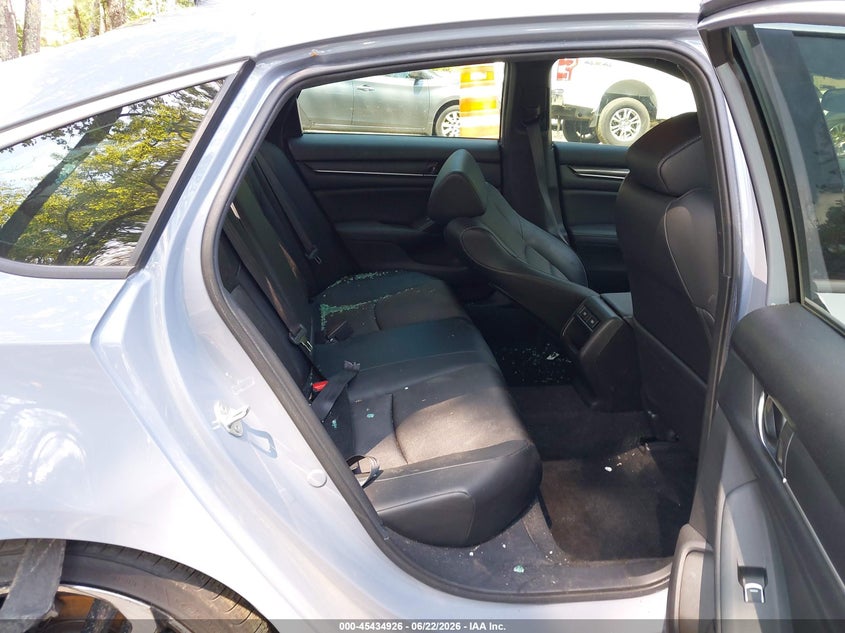 2022 HONDA ACCORD auction photo 8