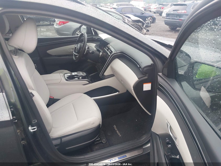 2024 HYUNDAI TUCSON HYBRID auction photo 5