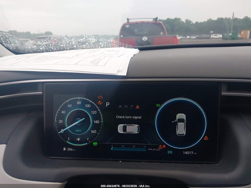 2024 HYUNDAI TUCSON HYBRID auction photo 7