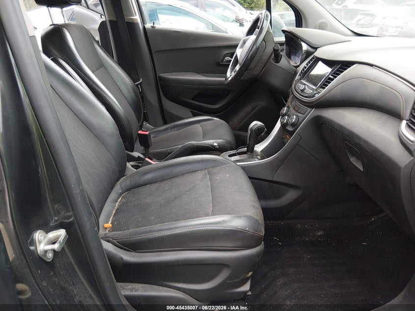 2018 CHEVROLET TRAX auction photo 5