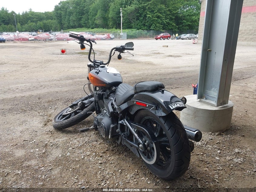 2023 HARLEY-DAVIDSON FXBBS auction photo 3