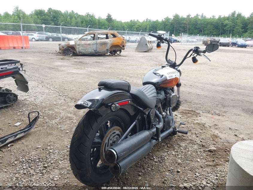 2023 HARLEY-DAVIDSON FXBBS auction photo 4