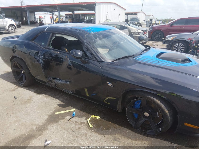 2014 DODGE CHALLENGER COUPE 5.7L V-8 VVT, 375HP