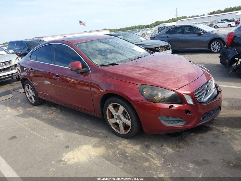 2012 VOLVO S60 T5