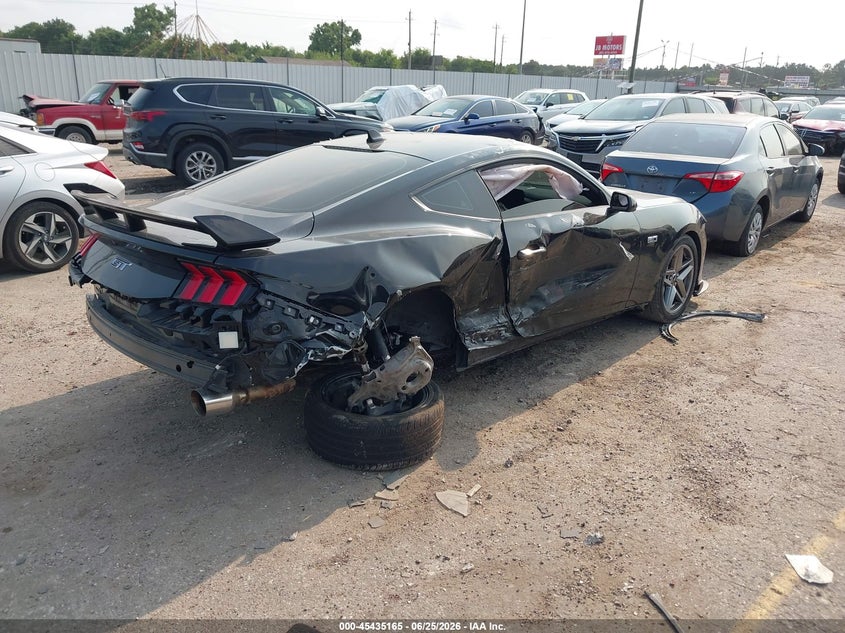 FORD MUSTANG - zdjęcie 4