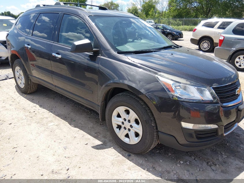 2017 CHEVROLET TRAVERSE auction photo 1